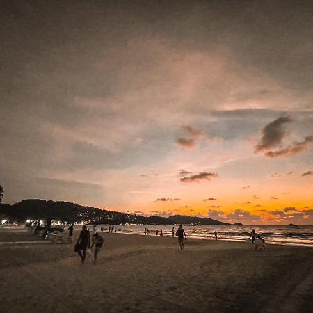 Baobab Hotel Patong Ngoại thất bức ảnh