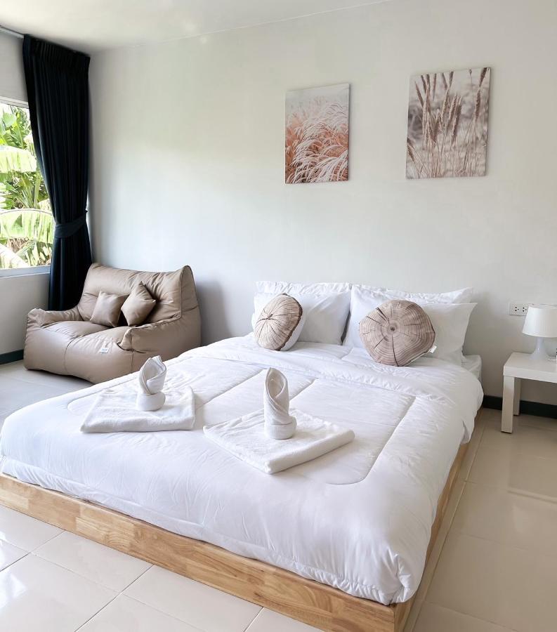 Baobab Hotel Patong Ngoại thất bức ảnh