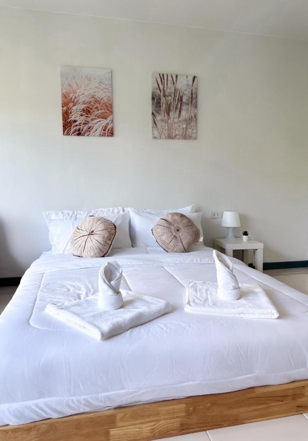 Baobab Hotel Patong Ngoại thất bức ảnh