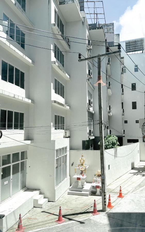 Baobab Hotel Patong Ngoại thất bức ảnh